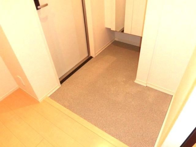 テラコート北野坂の玄関