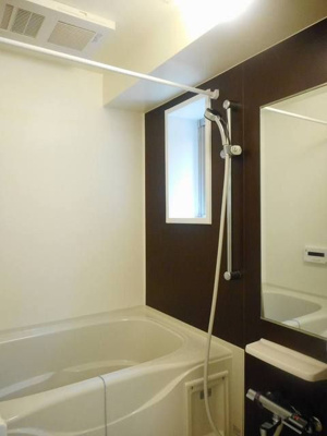 【浴室】 | エムズシャングリラ | 浴室