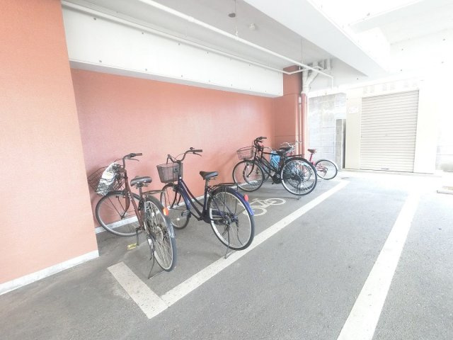 ミレニアム21のその他共用部分|駐輪場に自転車も停められます♪