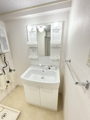 【洗面所】 | 旭シックス