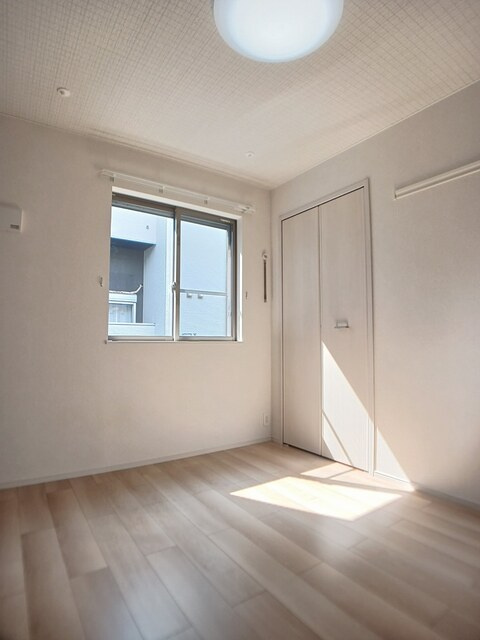 ジャイオスの洋室