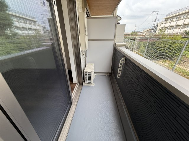 ウェルスクエア石橋阪大前のバルコニー