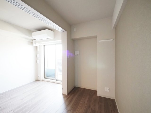 エスリードレジデンス ザ・グラン大阪ノアの洋室