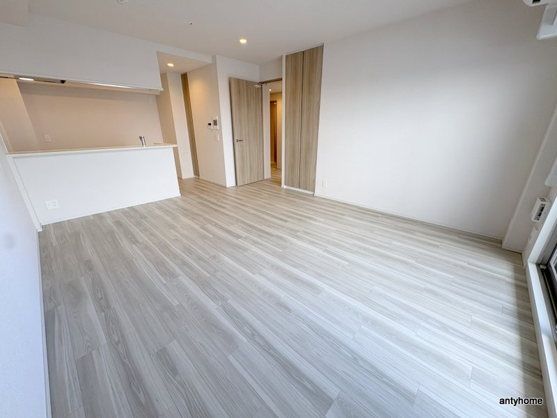 プレサンス東淀川駅前プローシェ　仲介手数料無料の居間・リビング