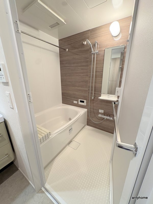 プレサンス東淀川駅前プローシェ　仲介手数料無料の浴室