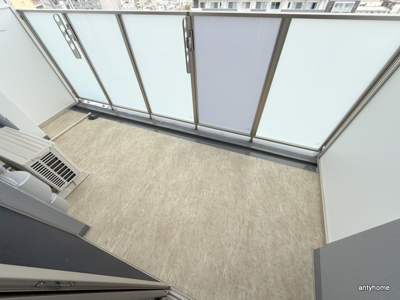 プレサンス東淀川駅前プローシェ　仲介手数料無料のバルコニー