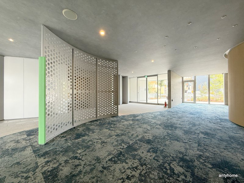 プレサンス東淀川駅前プローシェ　仲介手数料無料のロビー