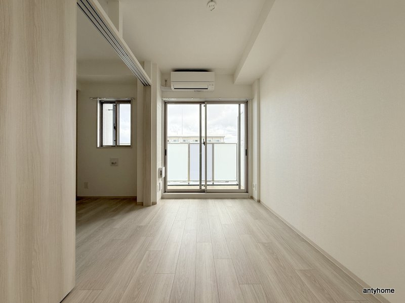 プレサンス東淀川駅前プローシェ　仲介手数料無料の洋室