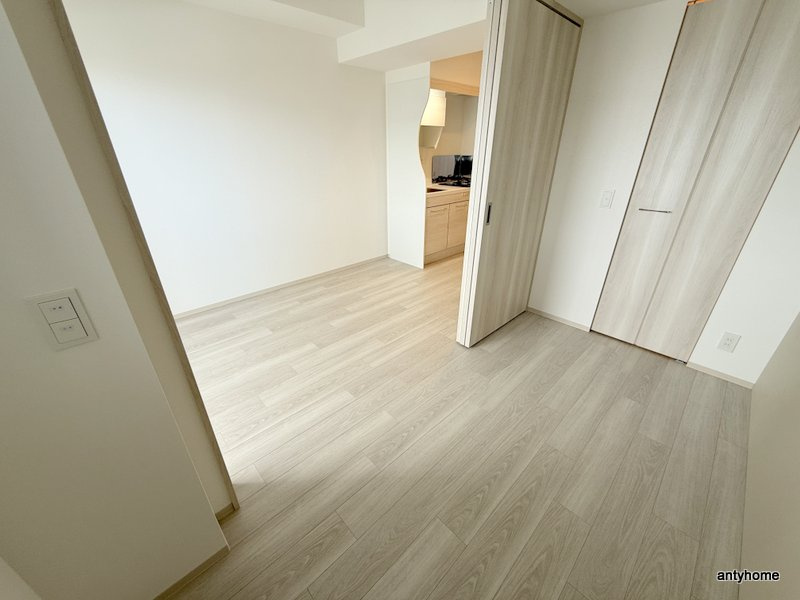 プレサンス東淀川駅前プローシェ　仲介手数料無料の寝室