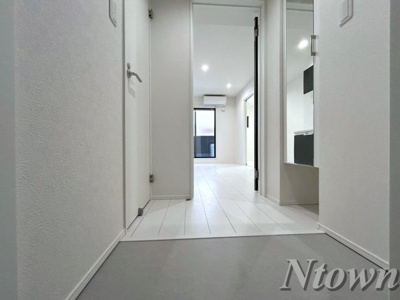 【玄関】 | Cherim志賀本通vague | 明るい玄関です