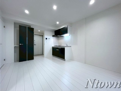 【居間・リビング】 | Cherim志賀本通vague | 使いやすいリビングです