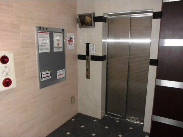 CITY　SPIRE北梅田のロビー