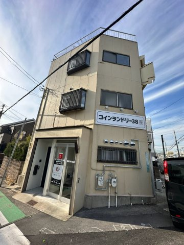 青木町テラスハウスの外観
