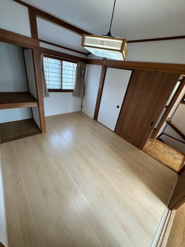 愛宕山戸建の内装