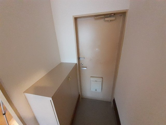 ドミール立野の玄関