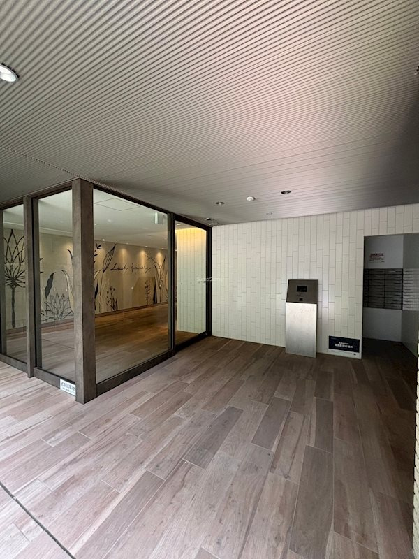 アーバネックス新町のエントランス|落ち着いたエントランスです