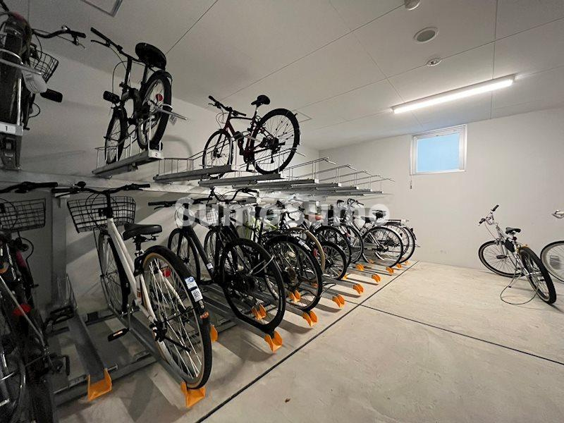 City Lux Nambaの駐車場|外はこのようになっています