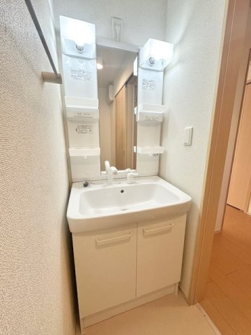 メゾン　ド　ソレアードの洗面所