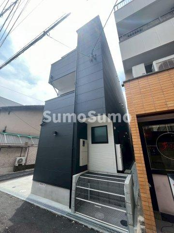 CASA出屋敷駅前のエントランス