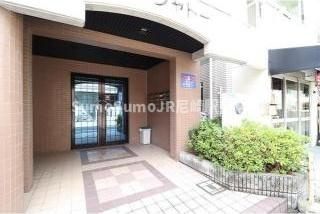 グランシャトーのエントランス|清潔なエントランスです