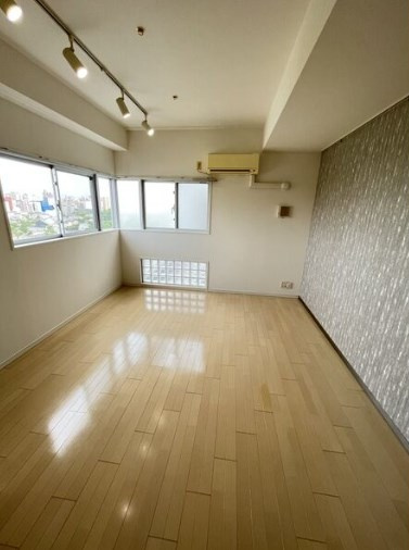 CITY　SPIRE日本橋高津の居間・リビング|使いやすい居間です