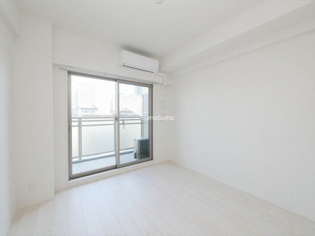 エスリード難波ザ・アークの居間・リビング