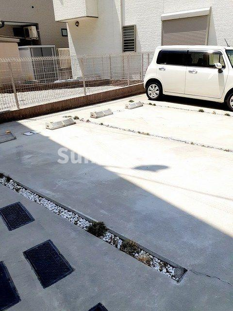 Ｂｅｒｕｓｉｏｎｎｙａｍａｔｅの駐車場|カースペースがあります