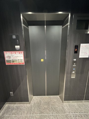CLASS HILLS 難波南のロビー