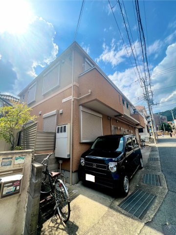 アコード岡本の外観