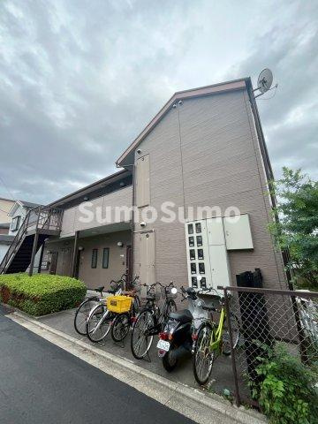 青木町ユーミンフラットの外観