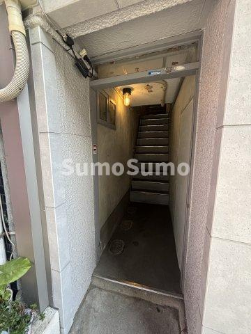 コージー千代崎のエントランス