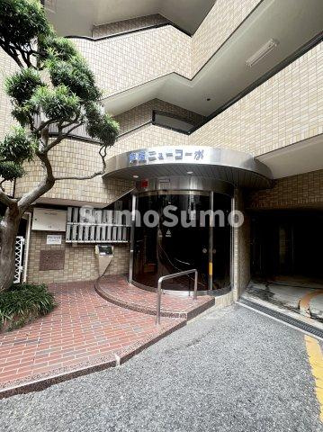 芦屋ニューコーポⅠ番館のエントランス