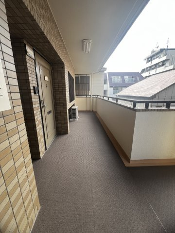 芦屋ニューコーポⅠ番館のロビー