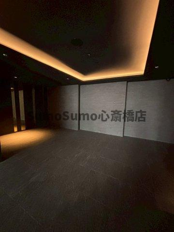 City Lux Namba Southのロビー|ゆとりのあるロビーです