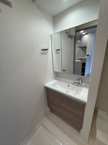D-ROOM大塚町の洗面所