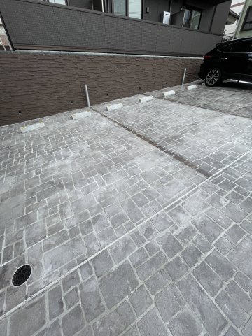 D-ROOM大塚町の駐車場