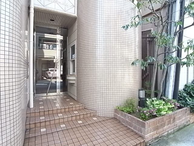 エスペランサ御影Ⅱのエントランス