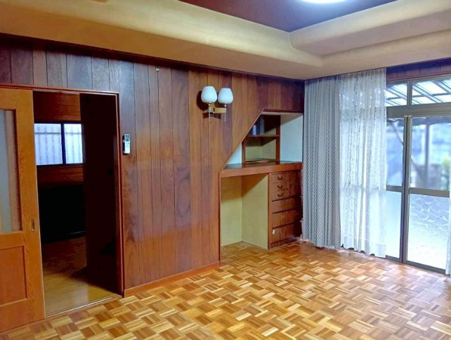 高知市福井町　中古一戸建ての洋室|家具配置がしやすく、暮らしに合わせた使い方ができます。