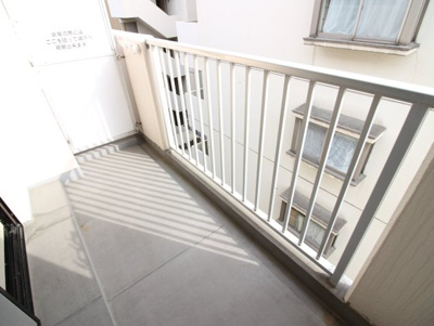 【バルコニー】 | パークサイドアベリア