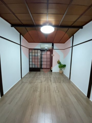 【居間・リビング】 | 松原市上田８丁目貸家