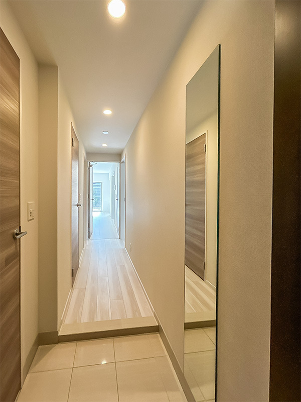 フロンティアレジデンス錦糸公園の玄関