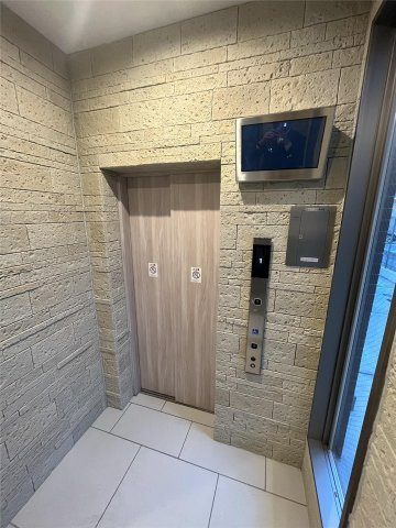 スプランディッド元町山手のロビー