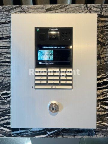 プレサンス新栄アーバンフローのエントランス