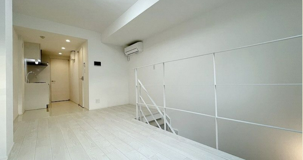 ALTERNA早稲田の居間・リビング