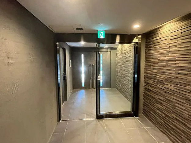 ALTERNA早稲田のロビー