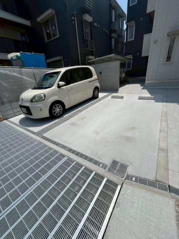 クラシスト甲子園一番町の駐車場