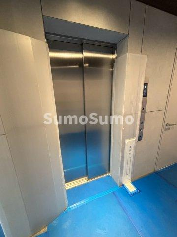 シーズンフラッツ福島のロビー