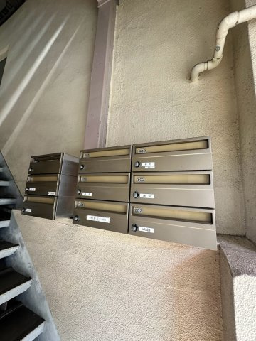 逆瀬川ビル のその他共用部分