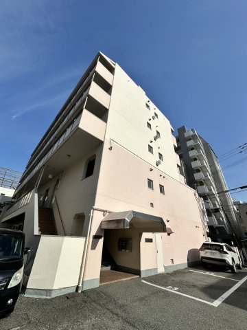 サンパールビルの外観