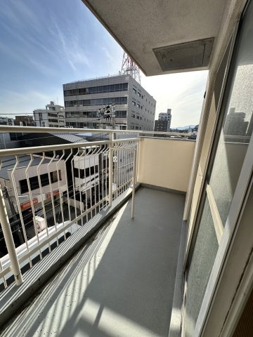 サンパールビルのバルコニー